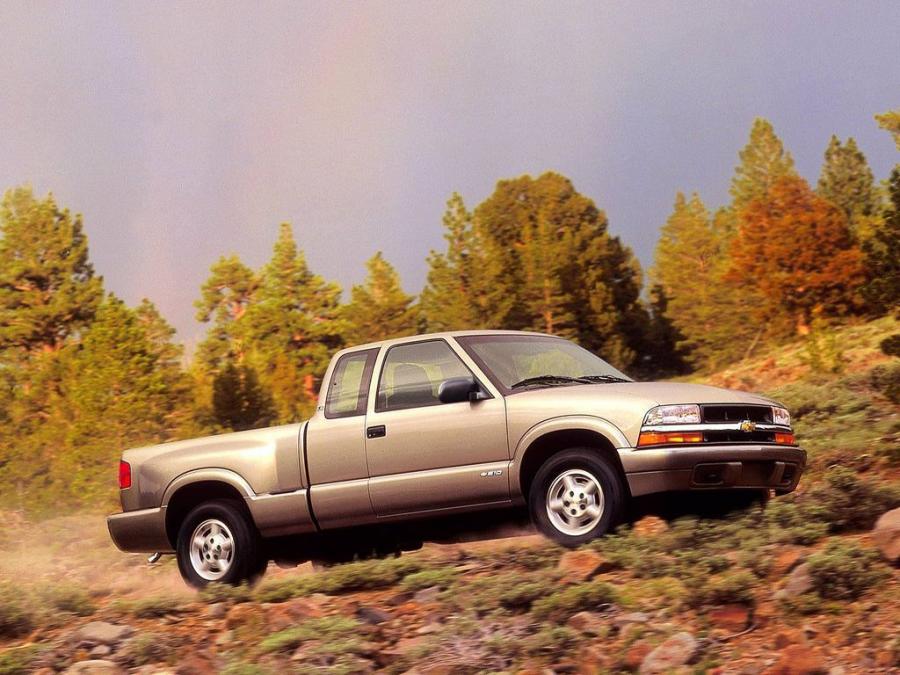  Chevrolet S-10 Extended Cab 1998 года  (фото 6 из 7)